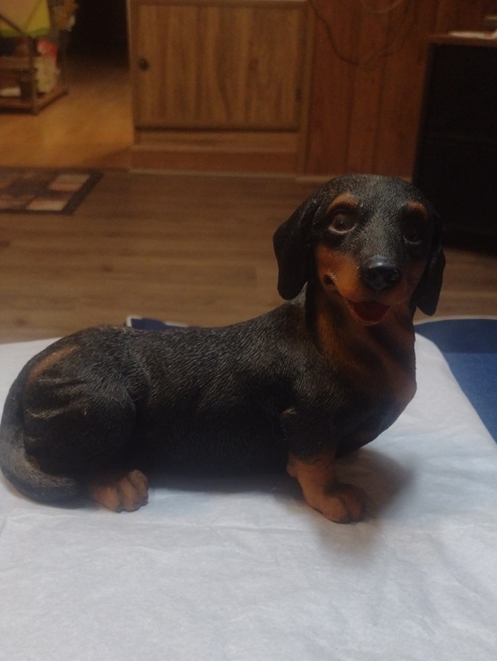 1980's Vintage Dachshund Dog Figurine - Black and Brown Decorative Pet Statue